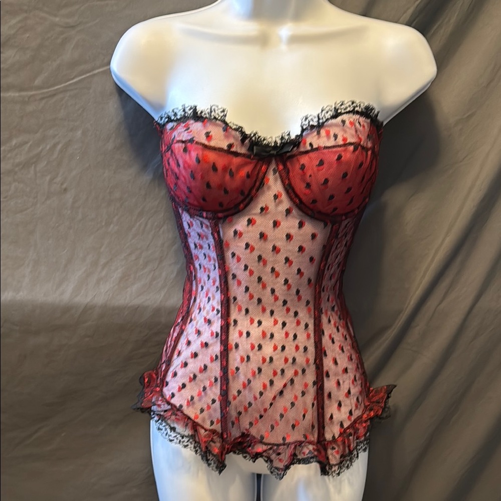 Elegant Red Lace Bustier NWOT
